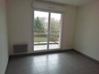  Appartement à louer 2 pièces 40 m²