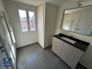  Appartement à louer 1 pièce 28 m²