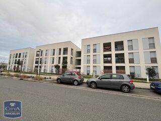  Appartement à louer 2 pièces 44 m²
