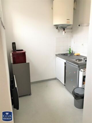  Appartement à louer 1 pièce 27 m²