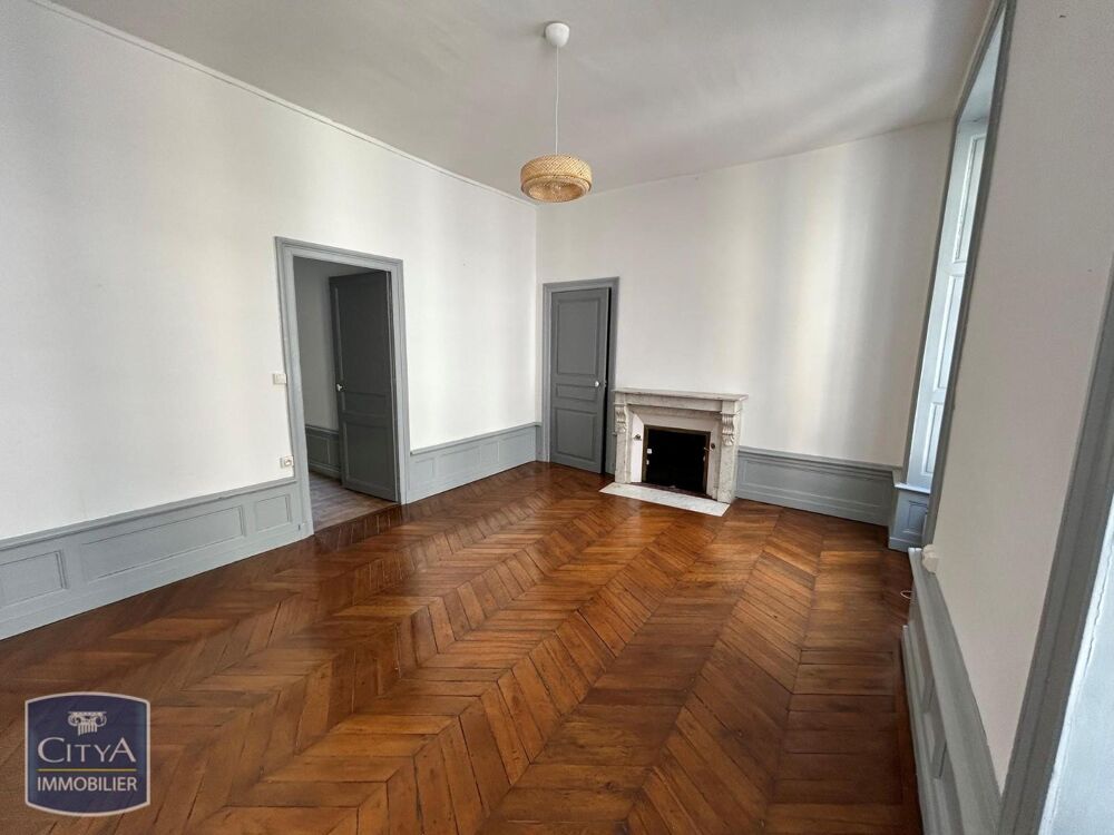 À LOUER : Appartement T4 situé à Clermont-Ferrand HYPER ....