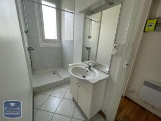  Appartement à louer 2 pièces 50 m²