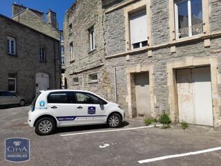  Parking / Garage à louer 