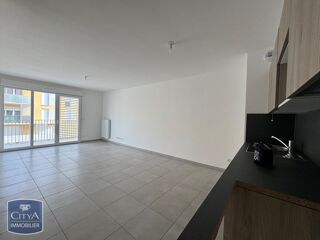location Appartement - 4 pièce(s) - 76 m² Port-de-Bouc (13110)