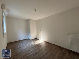  Appartement à louer 2 pièces 39 m²