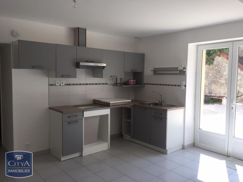 À LOUER : Découvrez cette charmante maison T3 située dan....