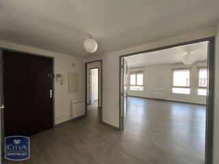  Appartement à louer 4 pièces 112 m²