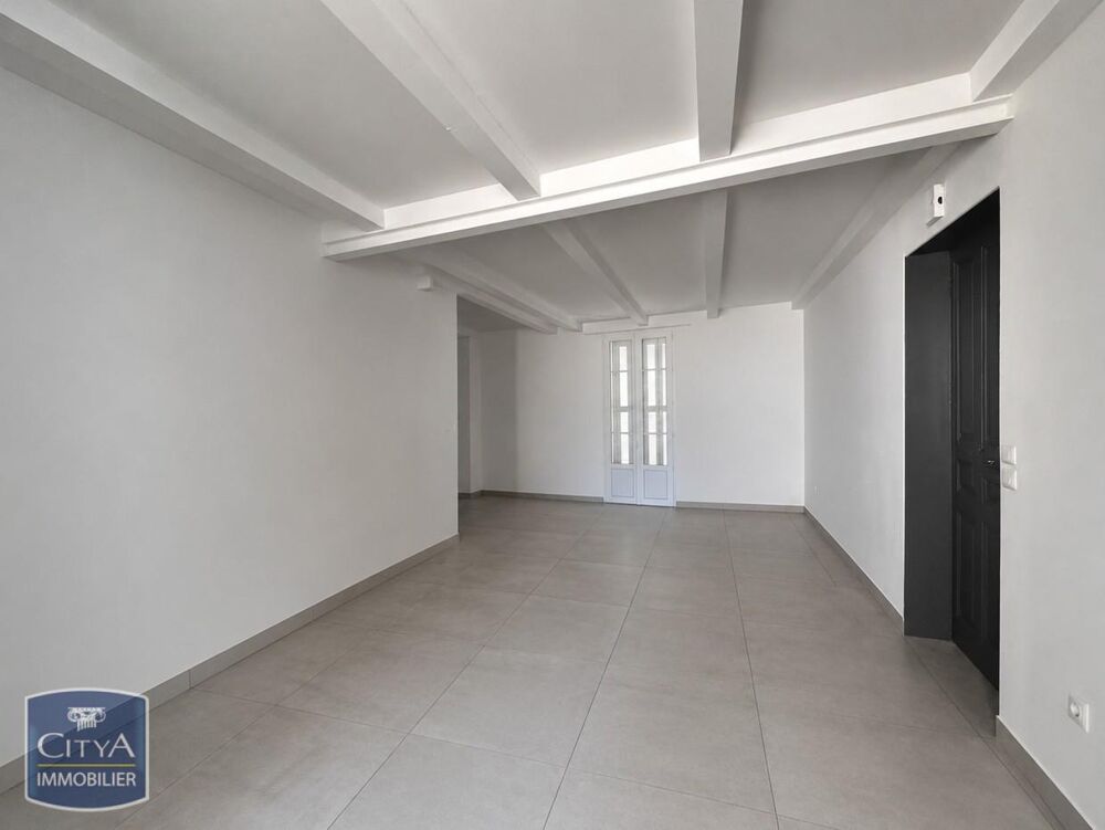 location Appartement - 4 pièce(s) - 97 m² Nîmes (30000)
