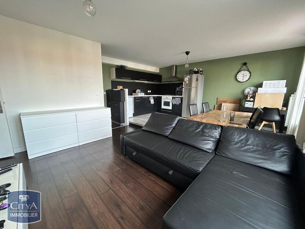 À LOUER : Appartement T2 à Saint-Étienne, situé dans un ....