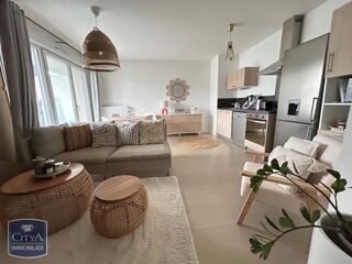  Appartement à louer 3 pièces 60 m²