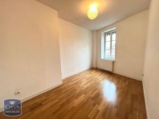  Appartement à louer 3 pièces 63 m²