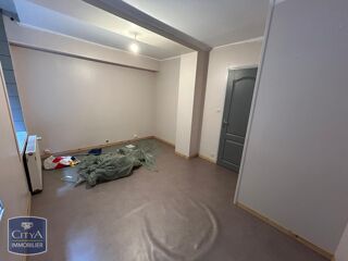  Appartement à louer 3 pièces 65 m²