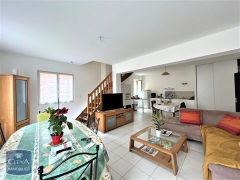   Location Appartement Appartement - 4 pi�ce(s) - 92 m�