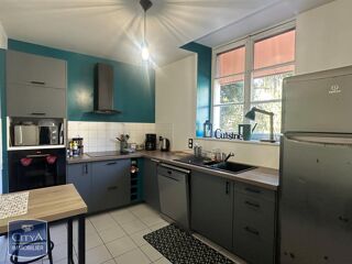  Appartement à louer 3 pièces 75 m²