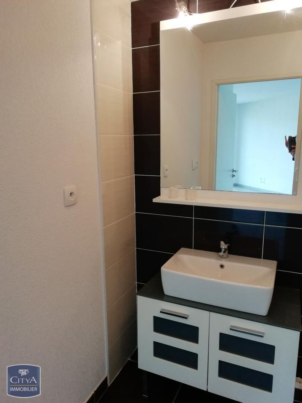 location Appartement - 1 pièce(s) - 33 m² Gigean (34770)
