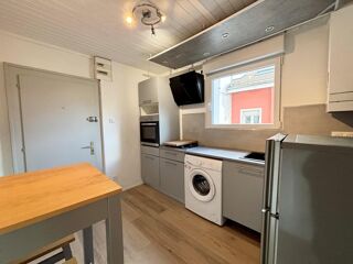  Appartement à louer 2 pièces 38 m²