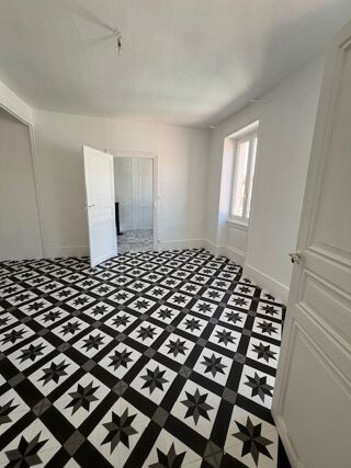 Appartement à louer 2 pièces 56 m²