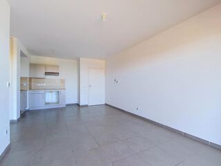  Appartement à louer 2 pièces 40 m²