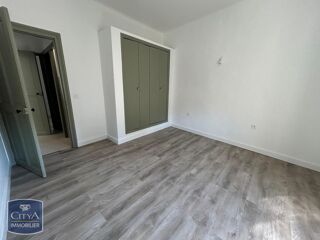  Appartement à louer 3 pièces 55 m²