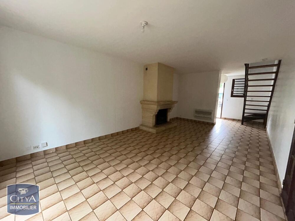 location Maison - 4 pièce(s) - 75 m² Crégy-lès-Meaux (77124)