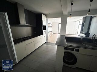  Appartement à louer 3 pièces 85 m²