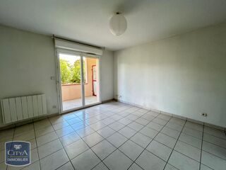  Appartement à louer 2 pièces 35 m²