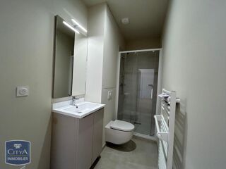  Appartement à louer 2 pièces 34 m²