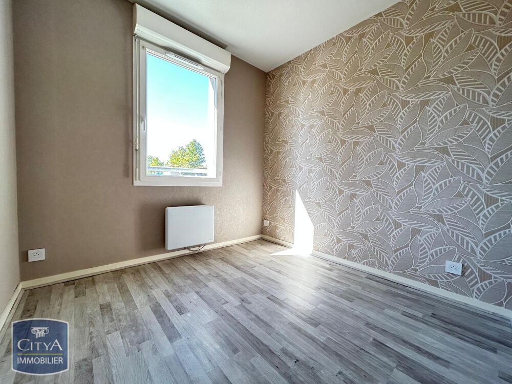 À louer à EXIREUIL : Charmant appartement rénové T2 BIS ....
