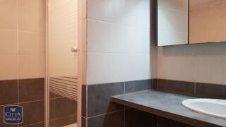  Appartement à louer 2 pièces 45 m²