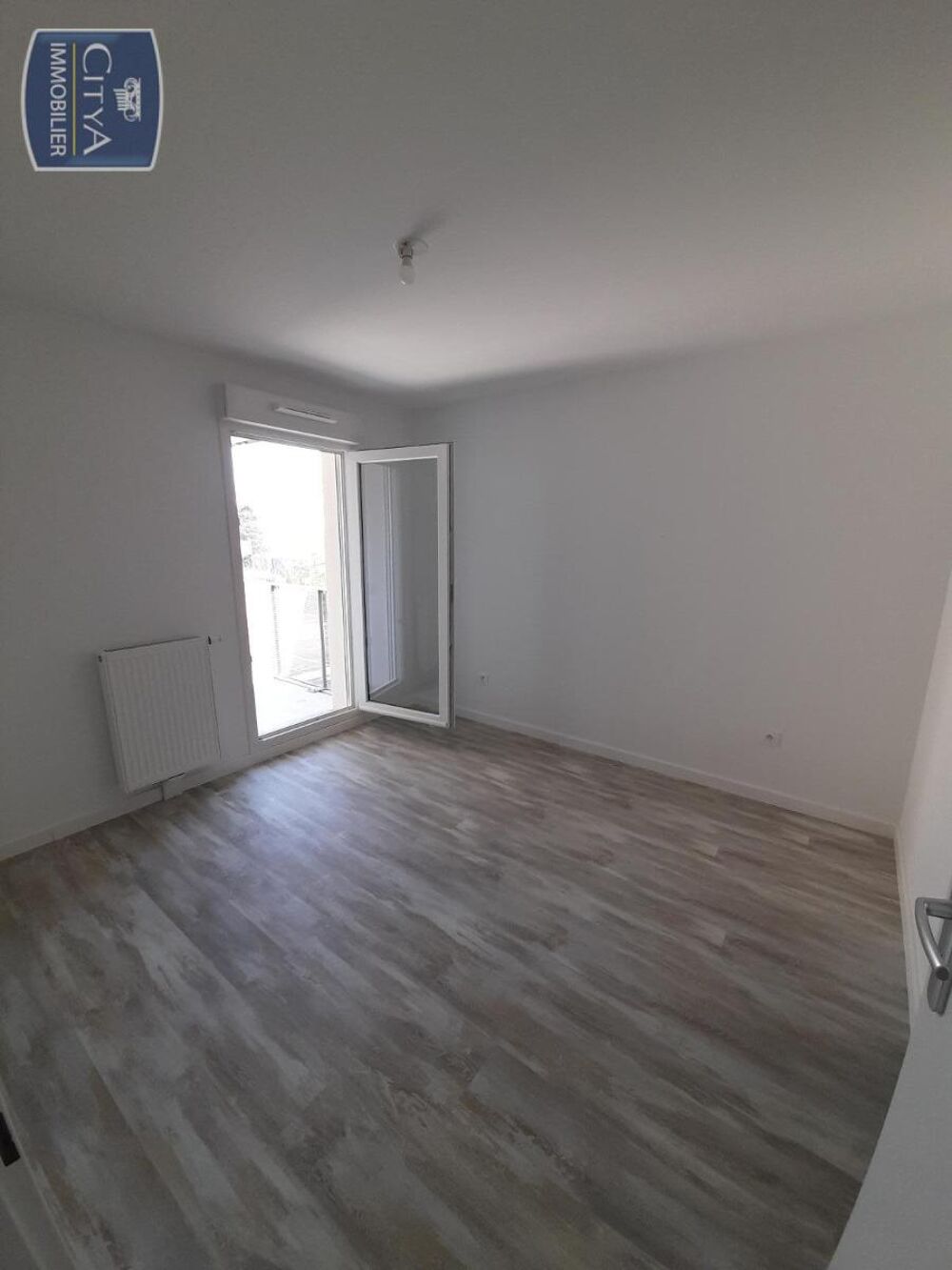 location Appartement - 2 pièce(s) - 47 m² Amiens (80000)