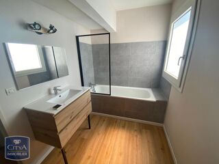  Appartement à louer 3 pièces 