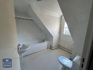  Appartement à louer 3 pièces 72 m²