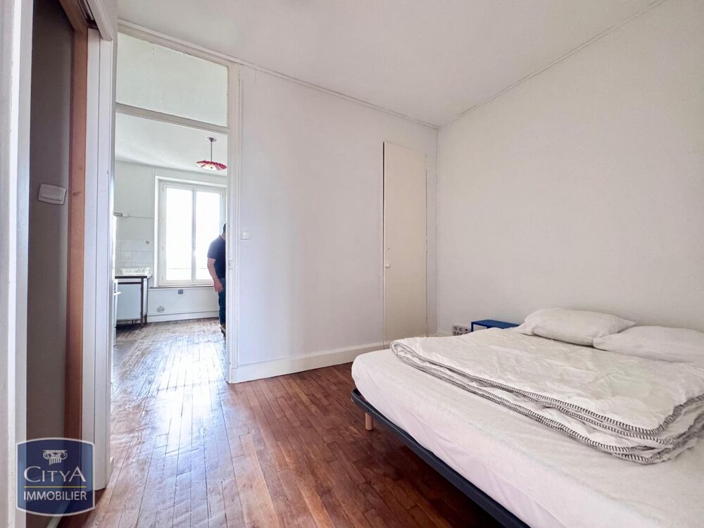 À LOUER ! Découvrez cet appartement T2 meublé et lumineu....
