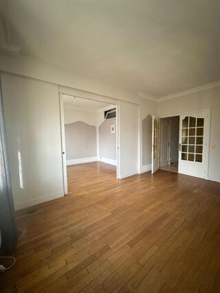  Appartement à louer 3 pièces 75 m²