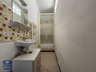  Appartement à louer 1 pièce 28 m²