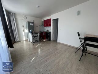  Appartement à louer 1 pièce 28 m²