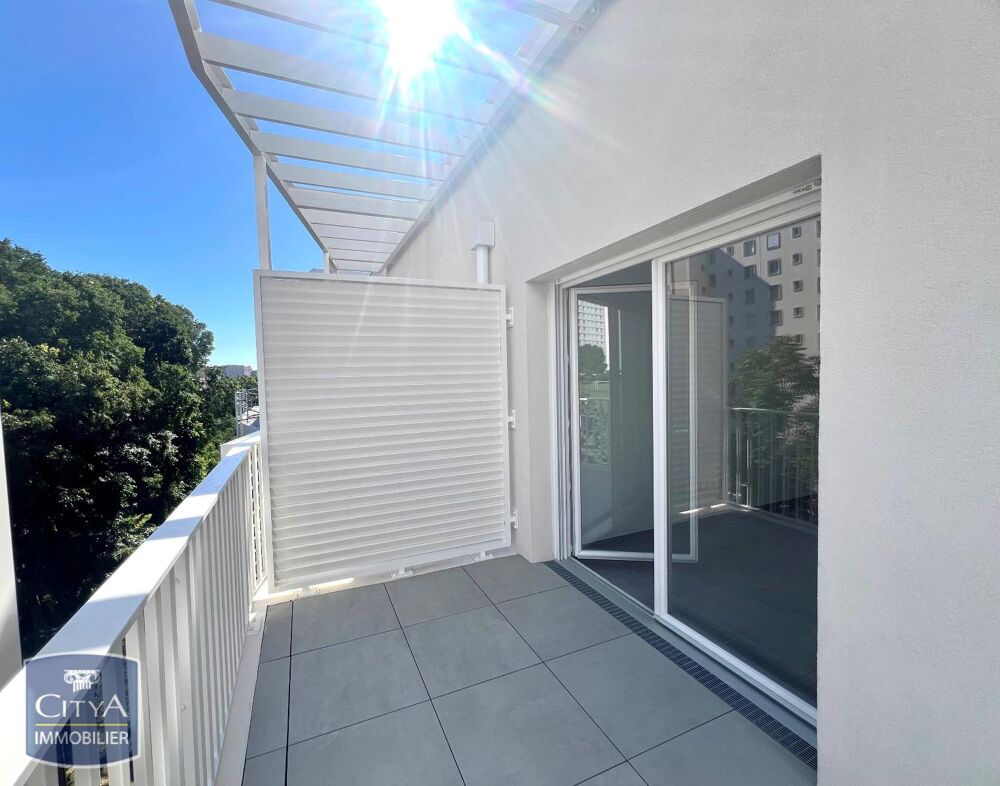 location Appartement - 2 pièce(s) - 46 m² Marseille 9