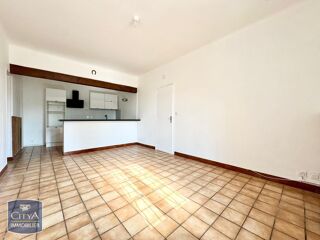 Appartement à louer 3 pièces 56 m²