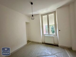  Appartement à louer 4 pièces 65 m²