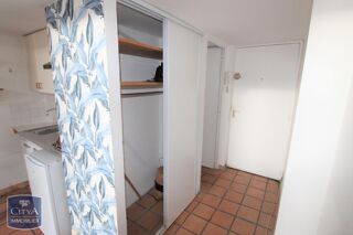  Appartement à louer 1 pièce 28 m²