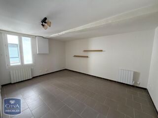  Appartement à louer 2 pièces 56 m²