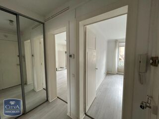  Appartement à louer 2 pièces 57 m²