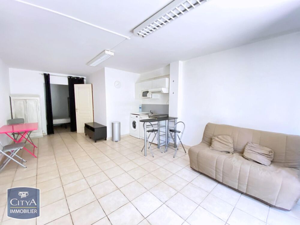 location Appartement - 1 pièce(s) - 29 m² Aix-en-Provence (13100)