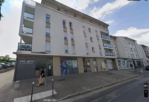  Parking / Garage  louer 