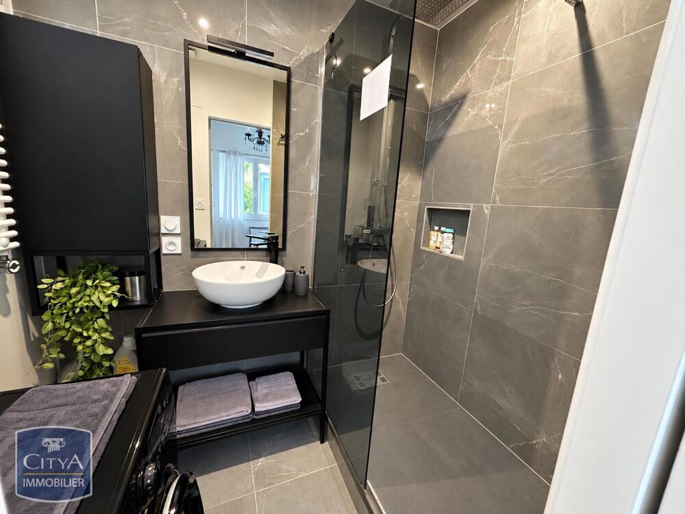 location Appartement - 2 pièce(s) - 28 m² Annecy (74000)