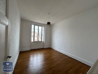  Appartement à louer 3 pièces 68 m²