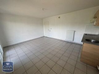  Appartement à louer 2 pièces 44 m²