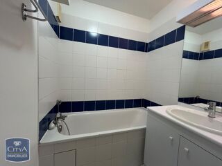  Appartement à louer 2 pièces 48 m²