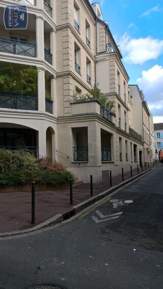  Parking / Garage � louer 