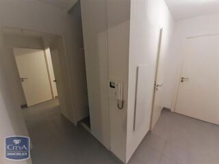  Appartement à louer 3 pièces 57 m²
